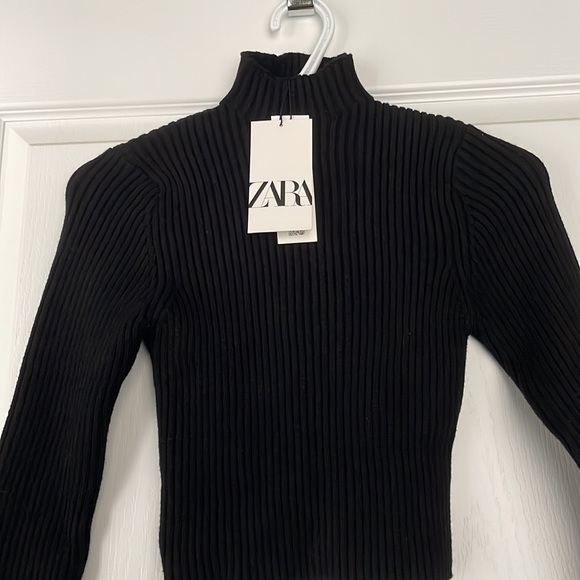 NWT- Zara Black Cropped Sweater High Collar - Picture 9 of 11